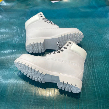 Crimson Worker - White