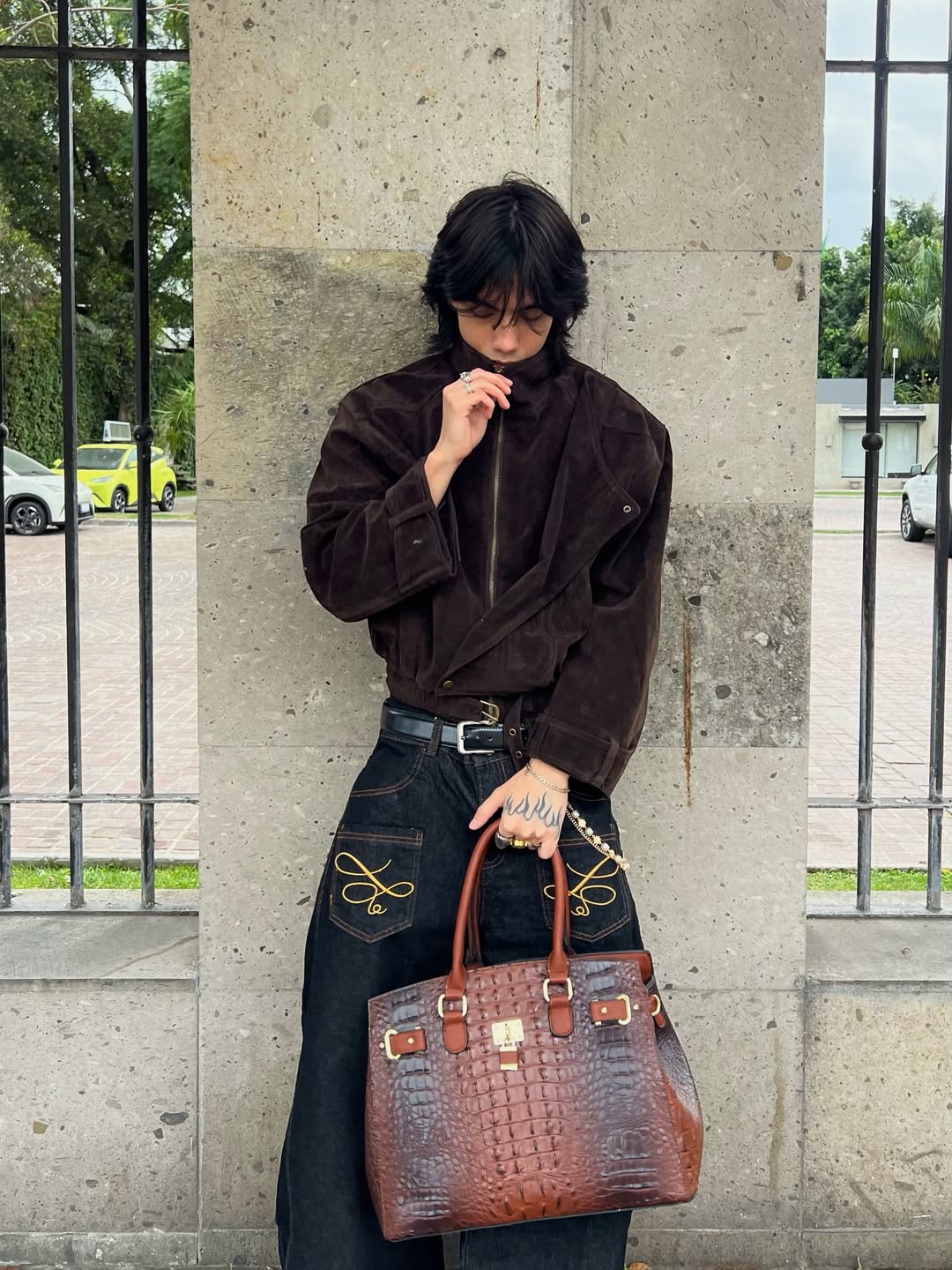 RETRO LOOSE FIT JEANS MIT TASCHENDEKOR